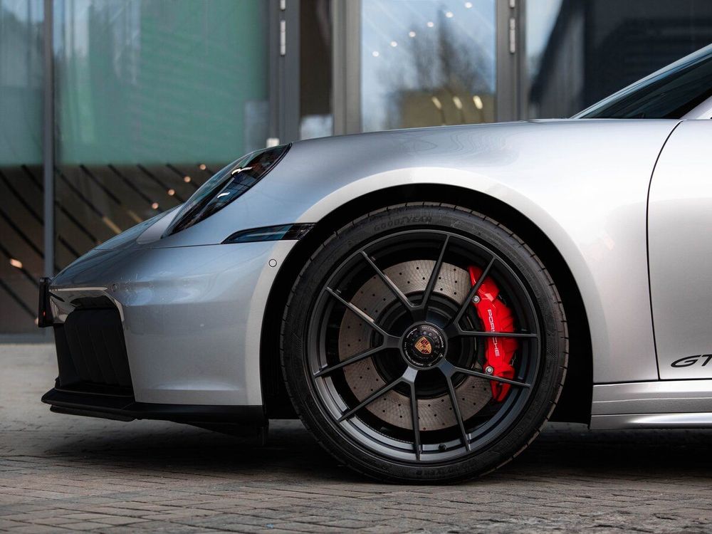 911 Carrera 4 GTS