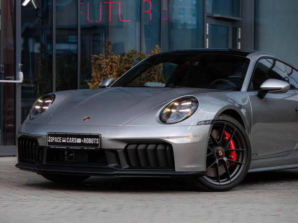 911 Carrera 4 GTS
