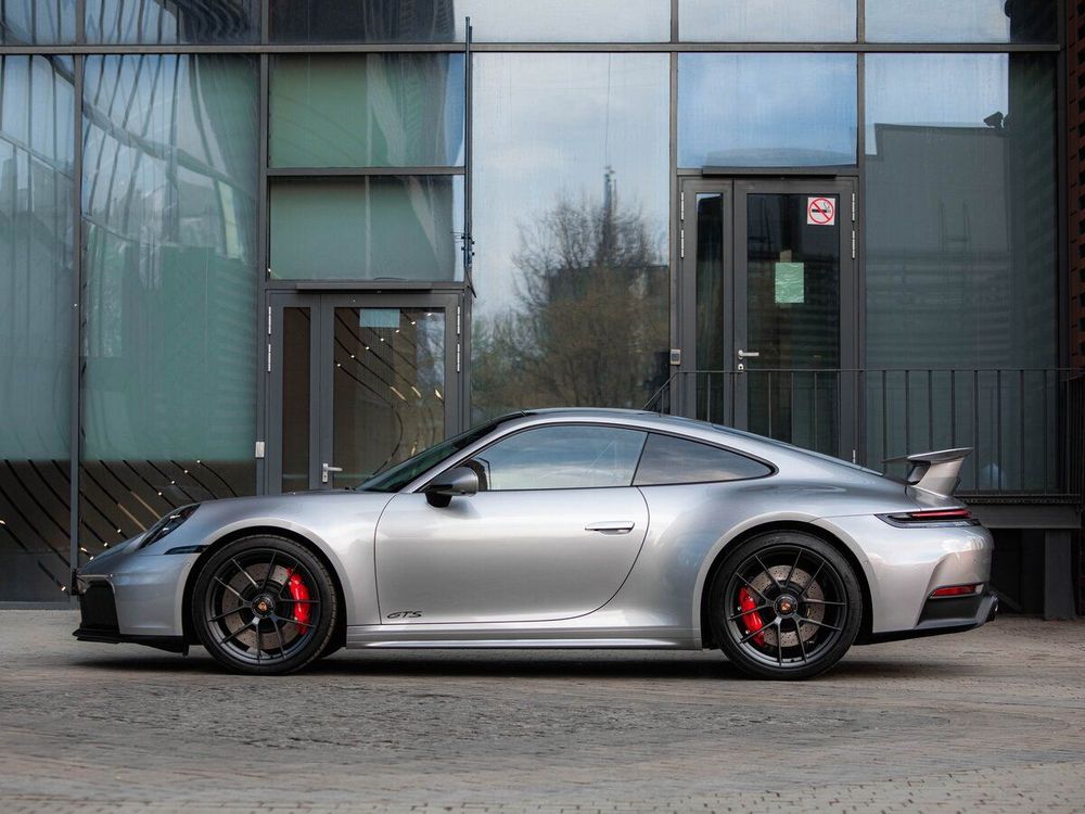 911 Carrera 4 GTS