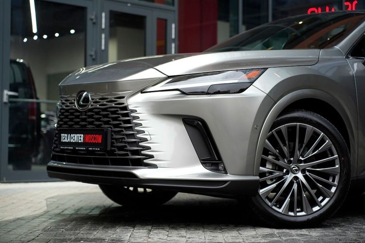 Lexus RX 450h+ Luxury