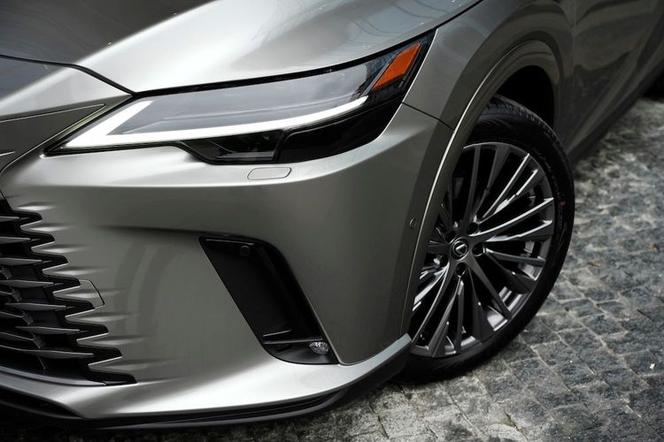 Lexus RX 450h+ Luxury