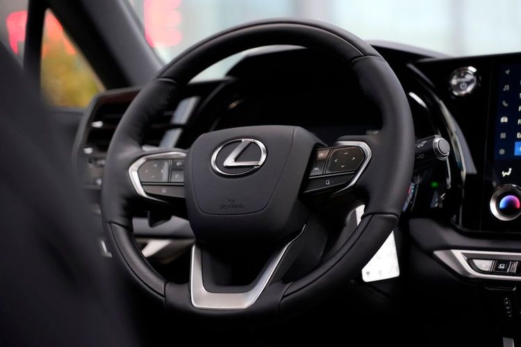 Lexus RX 450h+ Luxury