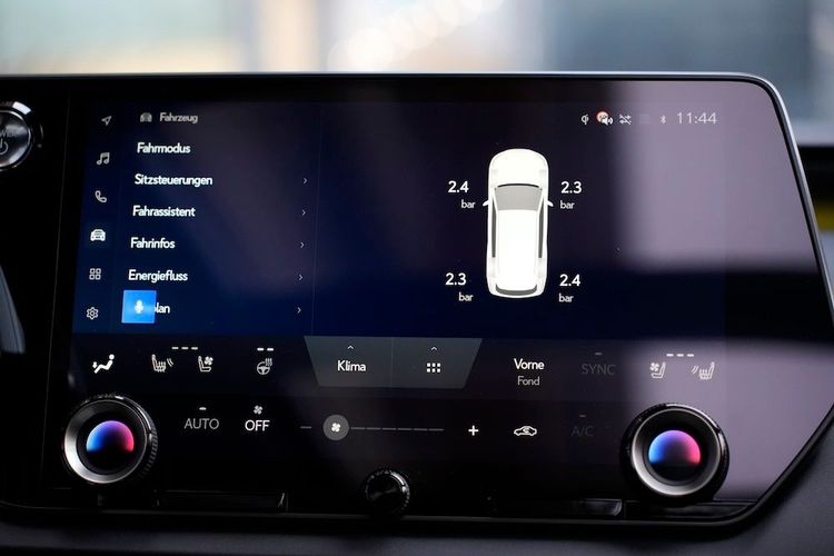 Lexus RX 450h+ Luxury