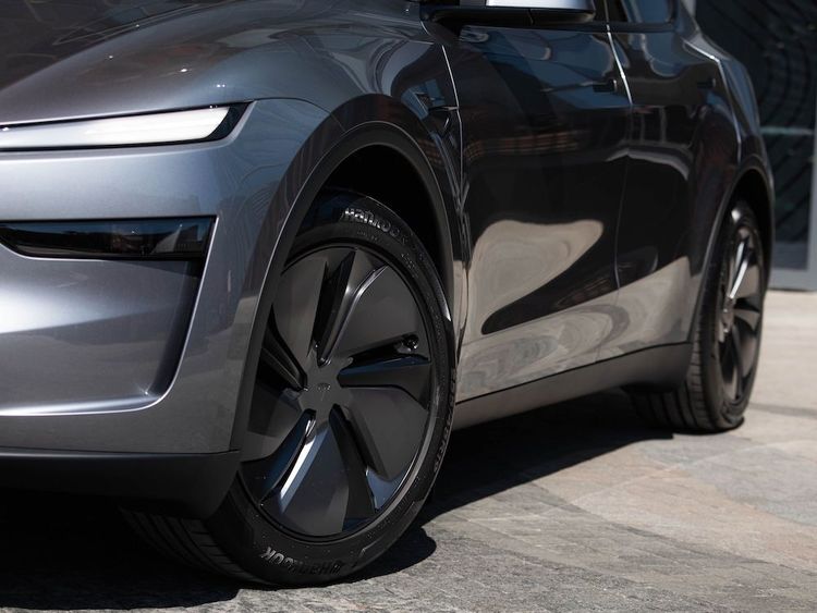Tesla Model Y Long Range