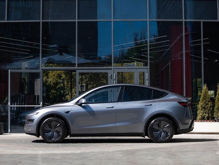 Tesla Model Y Long Range