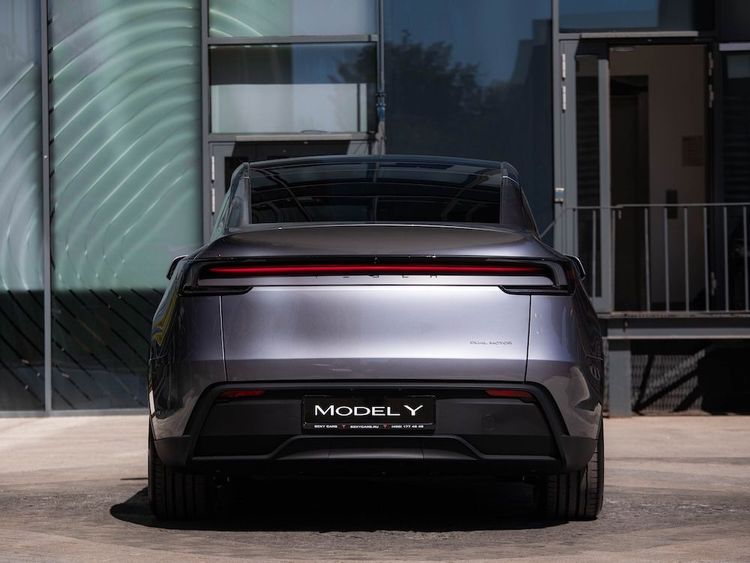 Tesla Model Y Long Range