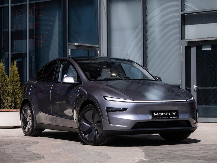 Tesla Model Y Long Range