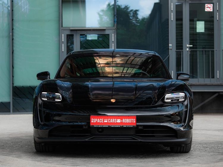 Porsche Taycan 4S