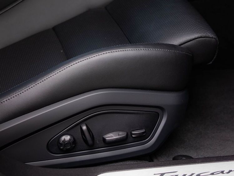 Porsche Taycan 4S