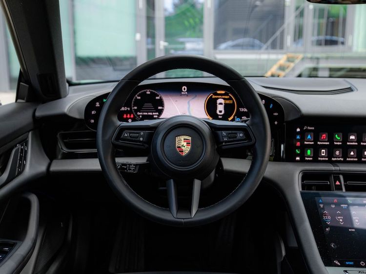 Porsche Taycan 4S