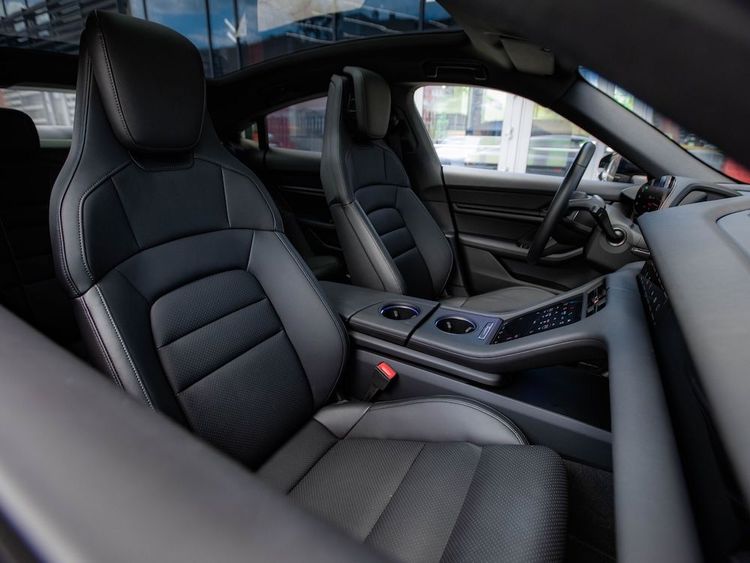 Porsche Taycan 4S