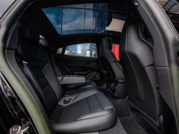 Porsche Taycan 4S