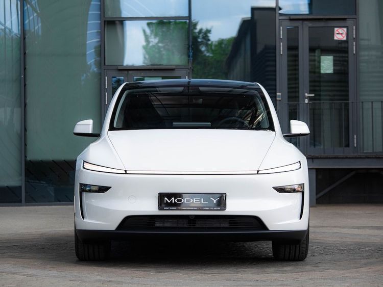 Tesla Model Y Long Range