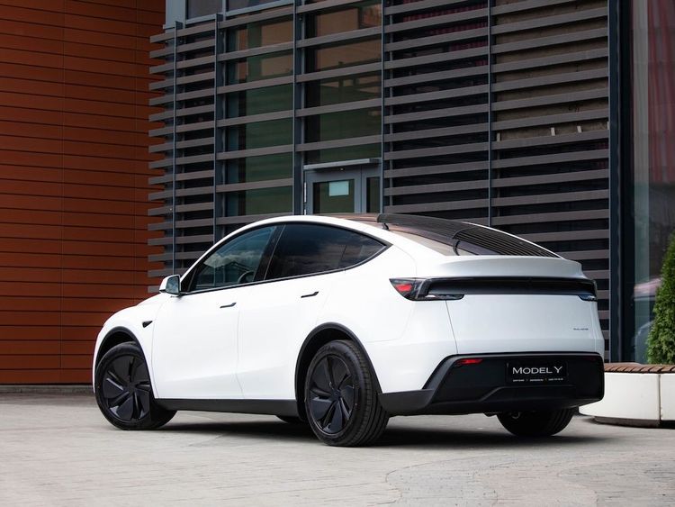 Tesla Model Y Long Range
