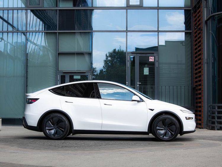 Tesla Model Y Long Range