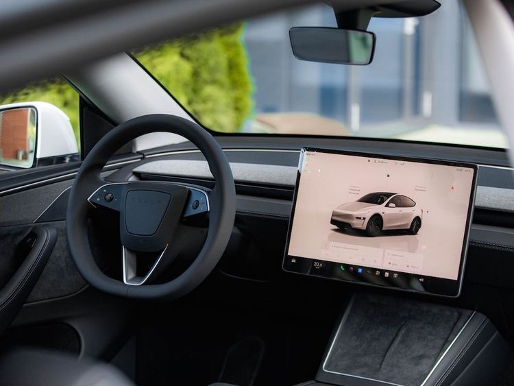 Tesla Model Y Long Range