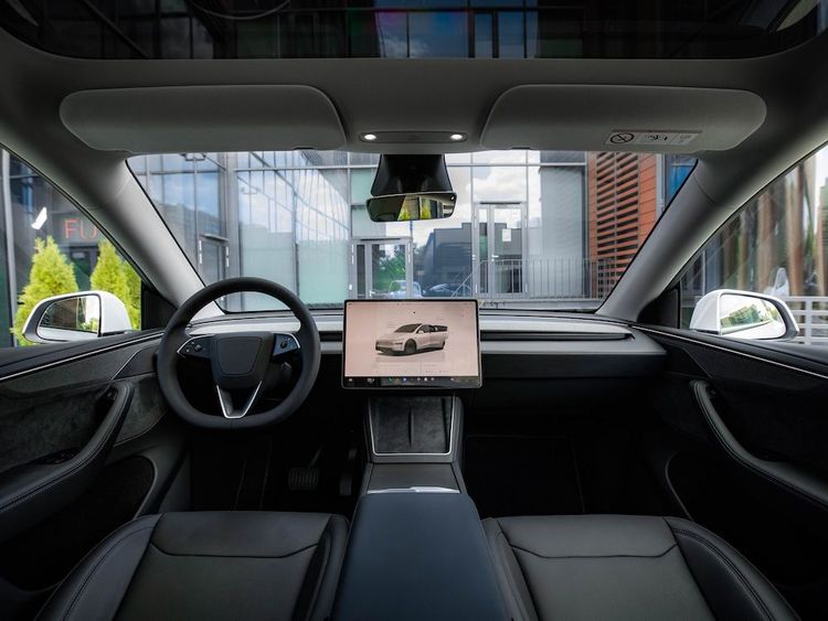 Tesla Model Y Long Range